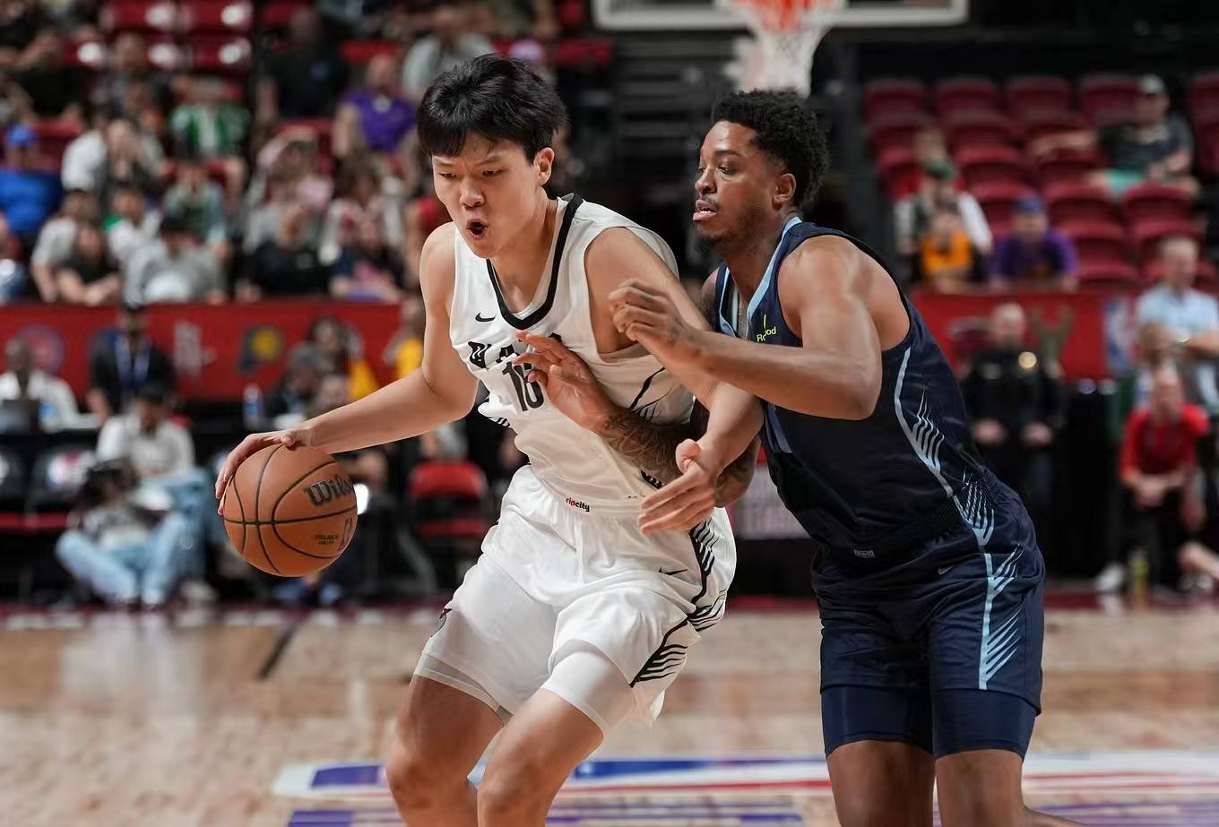 杨瀚森2K26能力值70弗拉格82高居历史新秀第二
